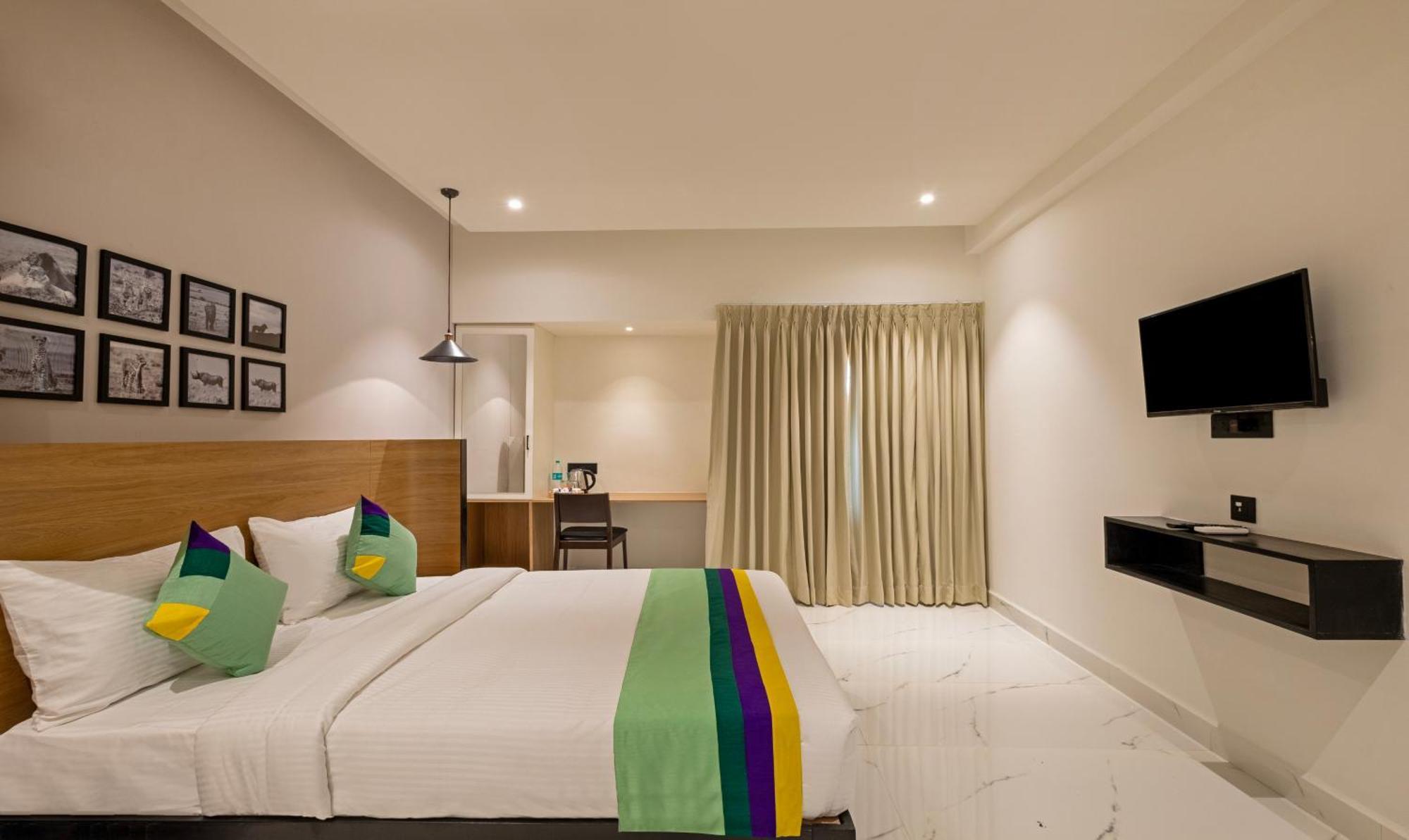 Treebo Premium Vapr Ashok Nagar Hotel